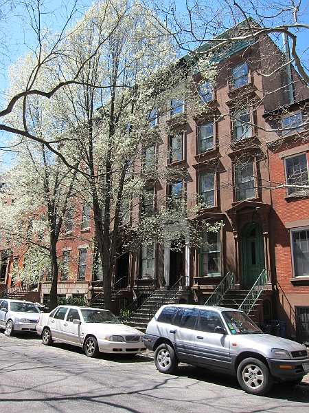 Brooklyn Heights Spring 2011 - 17-04-2011 12-47-49.jpg