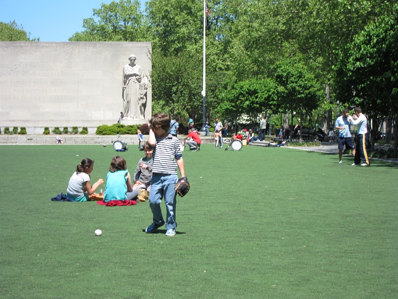 2012-04-29 11-46-19 - Spring in the park 2012.jpg